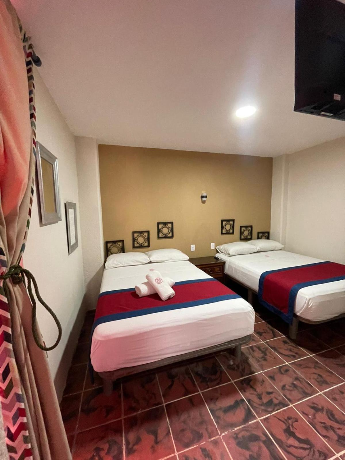 Hotel Flamingos Guadalajara Dış mekan fotoğraf