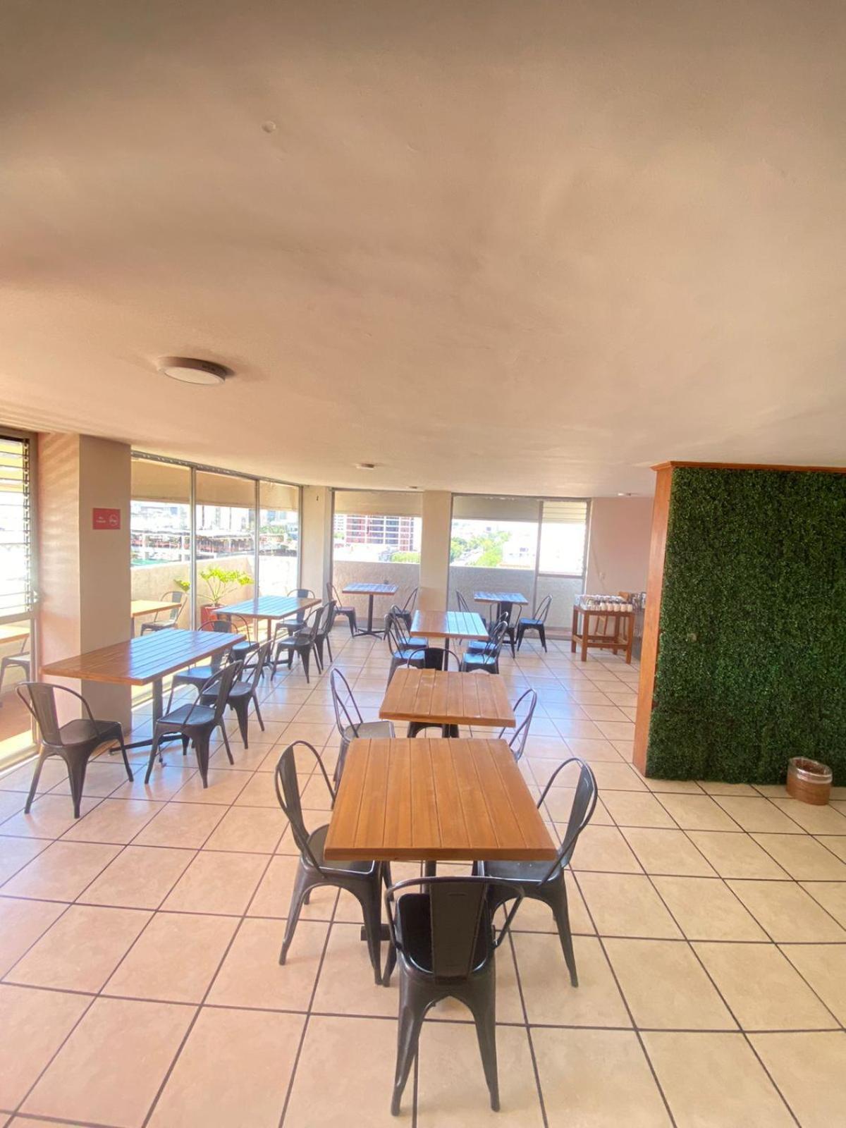 Hotel Flamingos Guadalajara Dış mekan fotoğraf